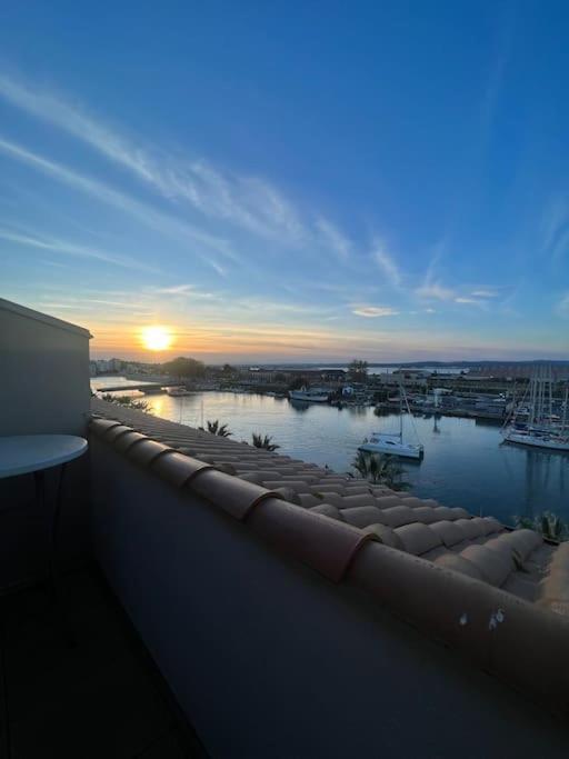 Appartement Terrasse Belle Vue En Duplex Parking Sete Bagian luar foto